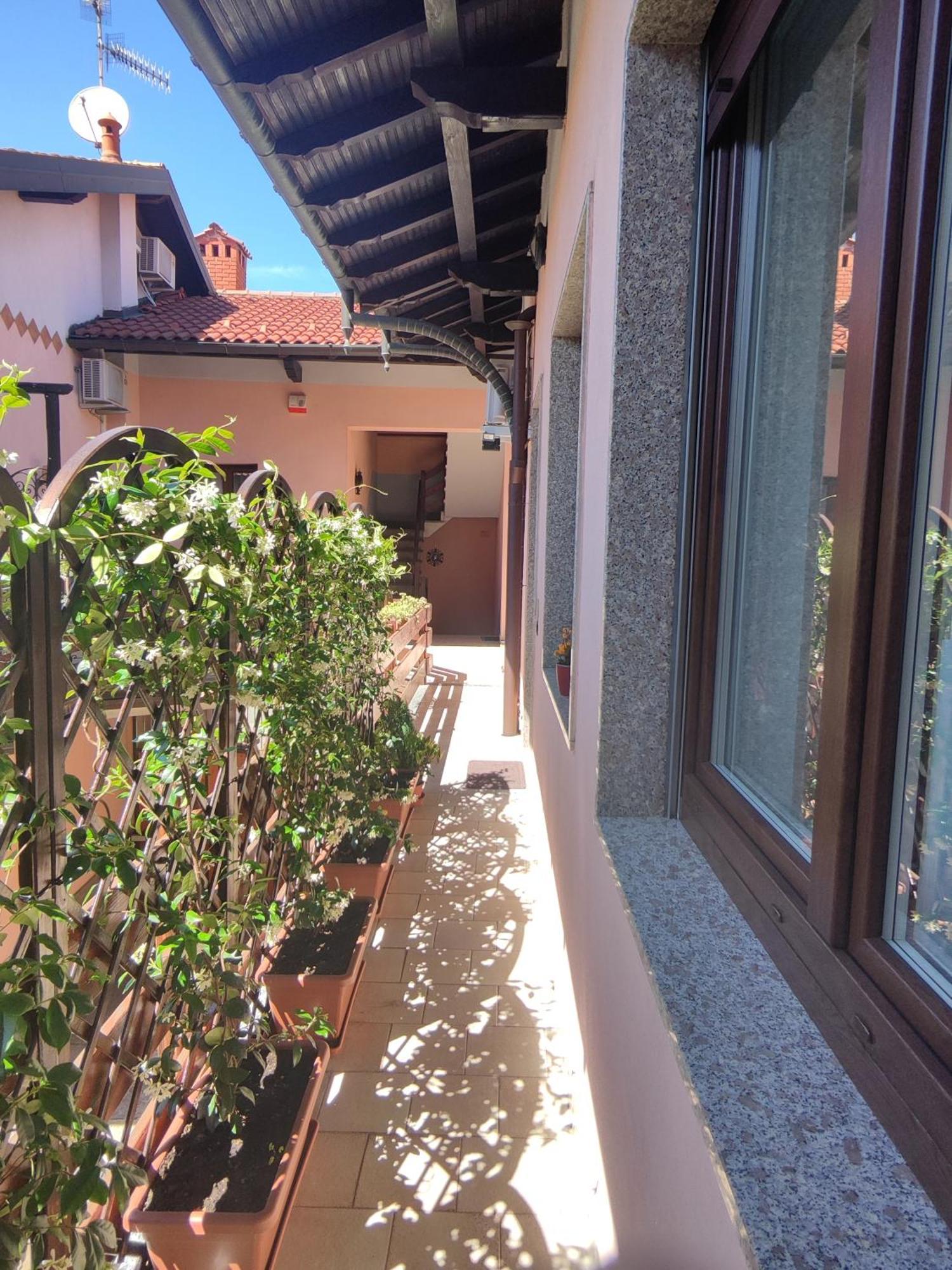 Ferienwohnung Jasmine Malpensa & Busto Center Busto Arsizio Exterior foto