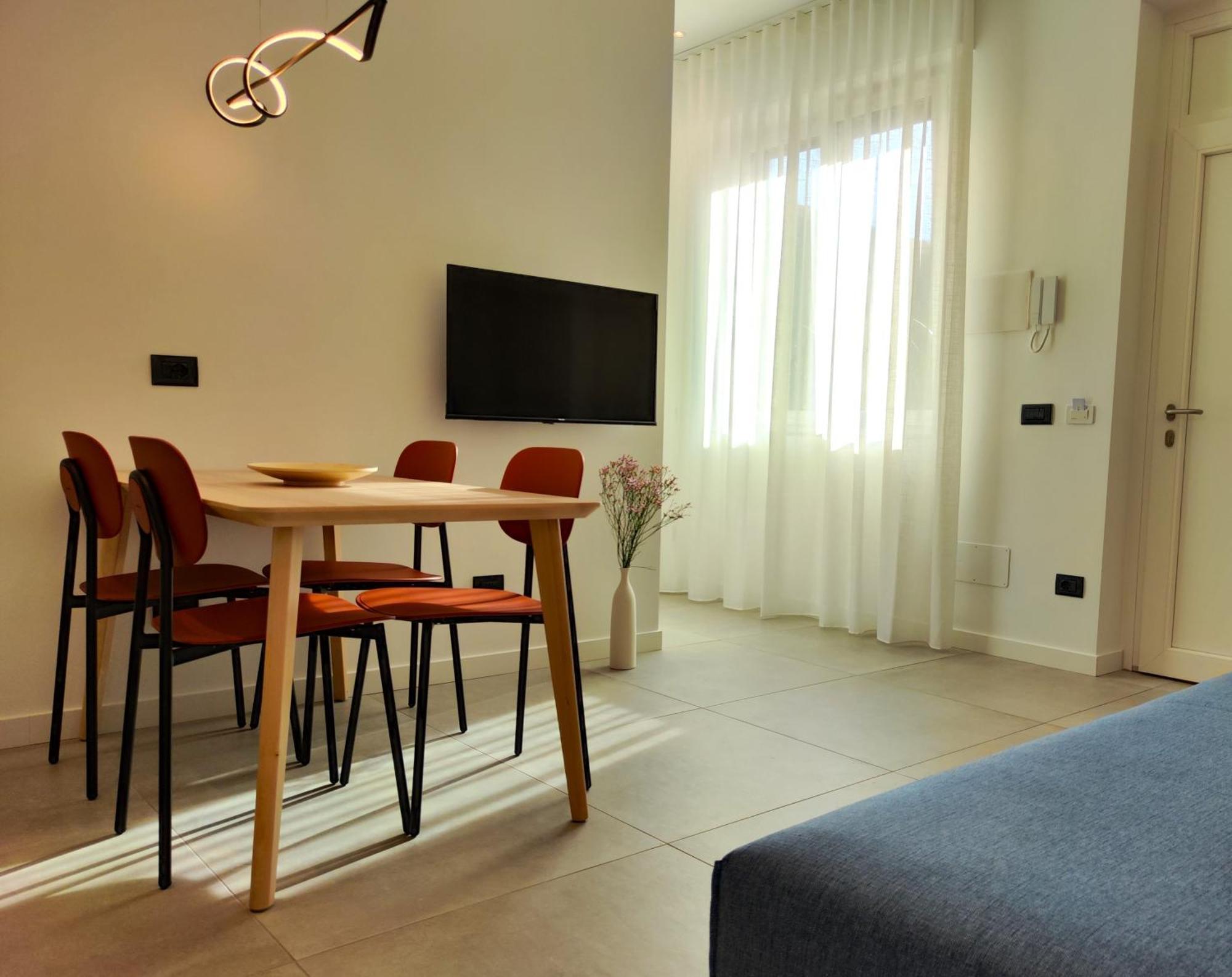 Ferienwohnung Jasmine Malpensa & Busto Center Busto Arsizio Exterior foto